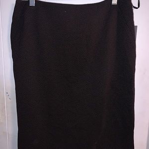 Black Multi Textured Pindot Straight Pencil Skirt